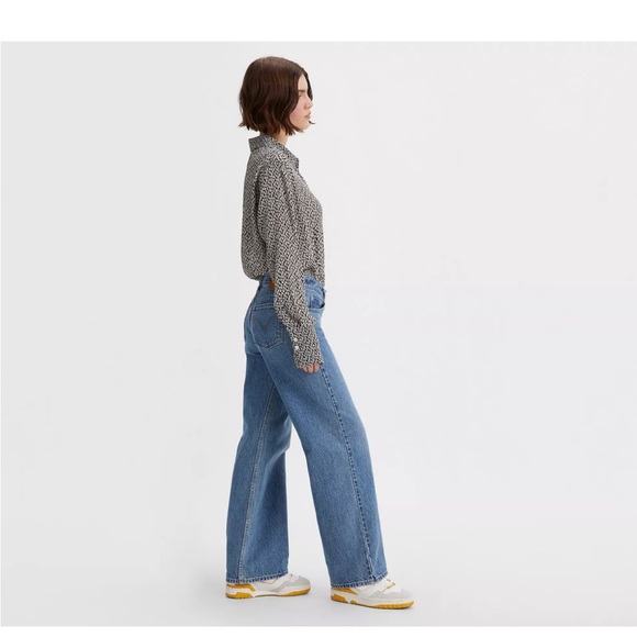 Levi’s - Picture 2 of 6